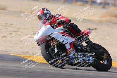 media/Dec-17-2022-SoCal Trackdays (Sat) [[224abd9271]]/Turn 7 Set 2 (1140am)/